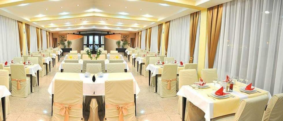 Hotel Beograd - Yu Lukavica 外观 照片